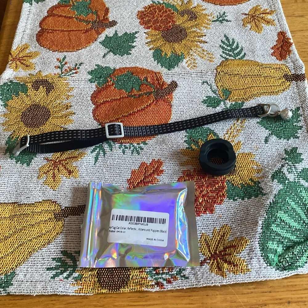 Air tag cat collar